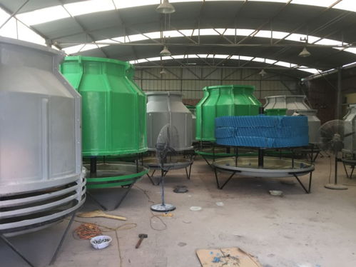 【生產(chǎn)小型50噸玻璃鋼冷卻塔/逆流式冷卻塔工業(yè)制冷設(shè)備】-